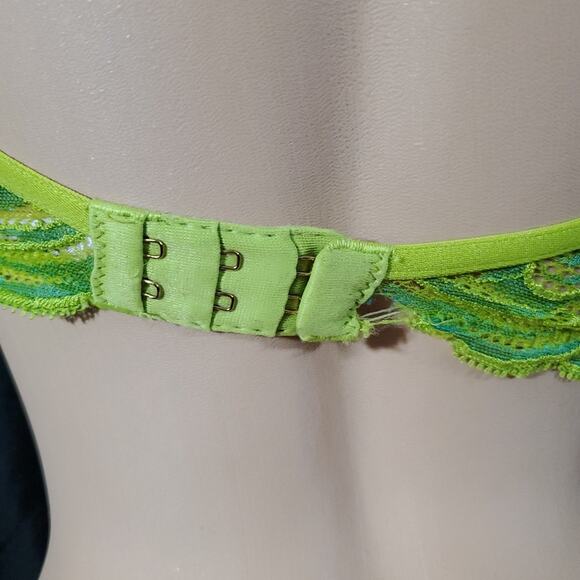 VICTORIA'S SECRET Push Up Bra GREEN LACE Without Padding Underwire Lingerie 34B - Picture 5 of 8